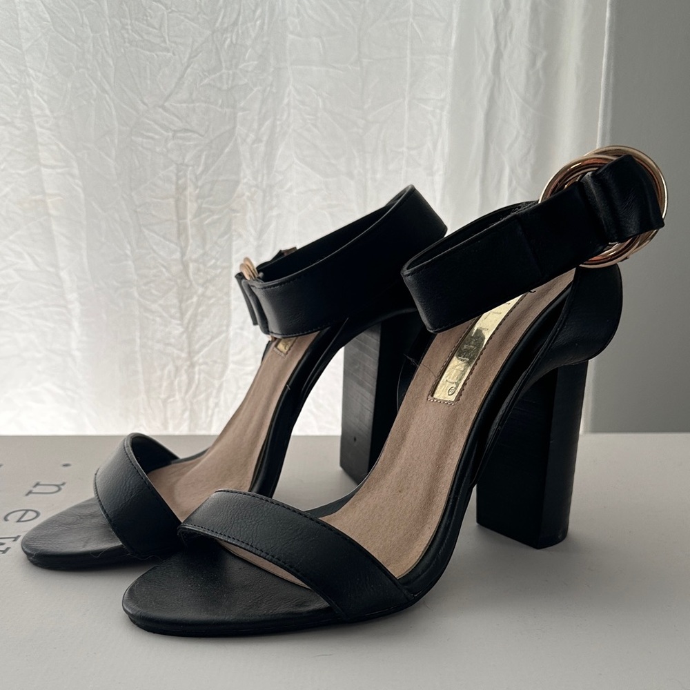 Bellini Black Block Heel Sandals